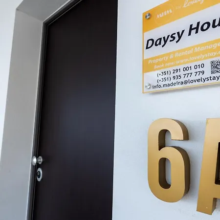 Дом отдыха Daysy House By Lovelystay - Oceanview Jacuzzi *